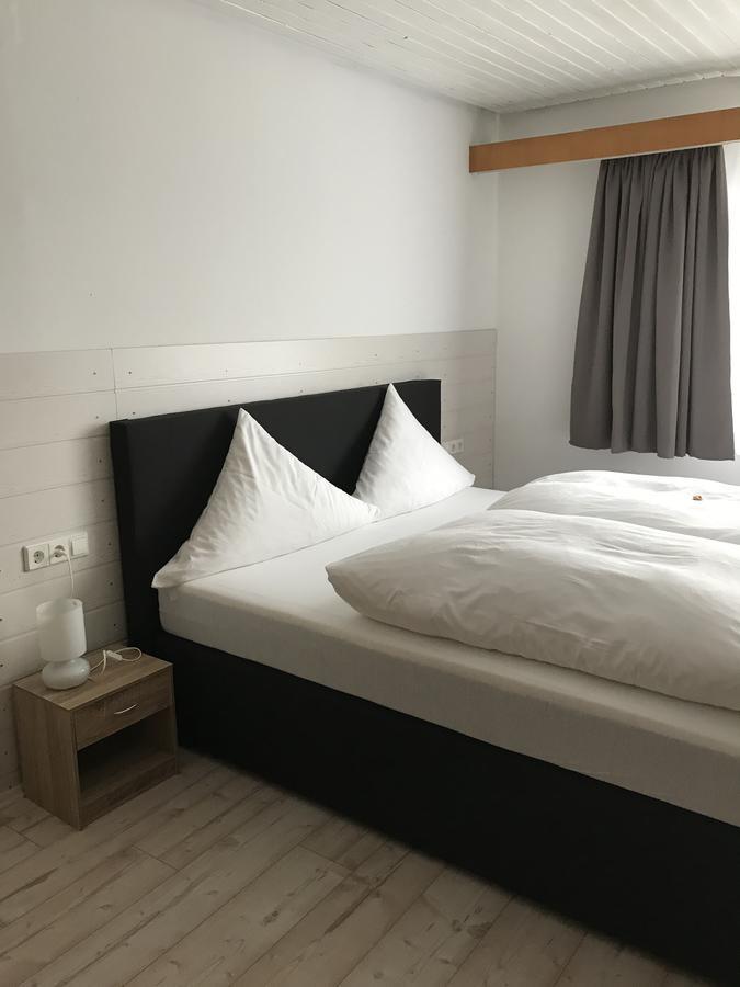 Hotel Restaurant Landhaus Koehle Neukirch  ภายนอก รูปภาพ